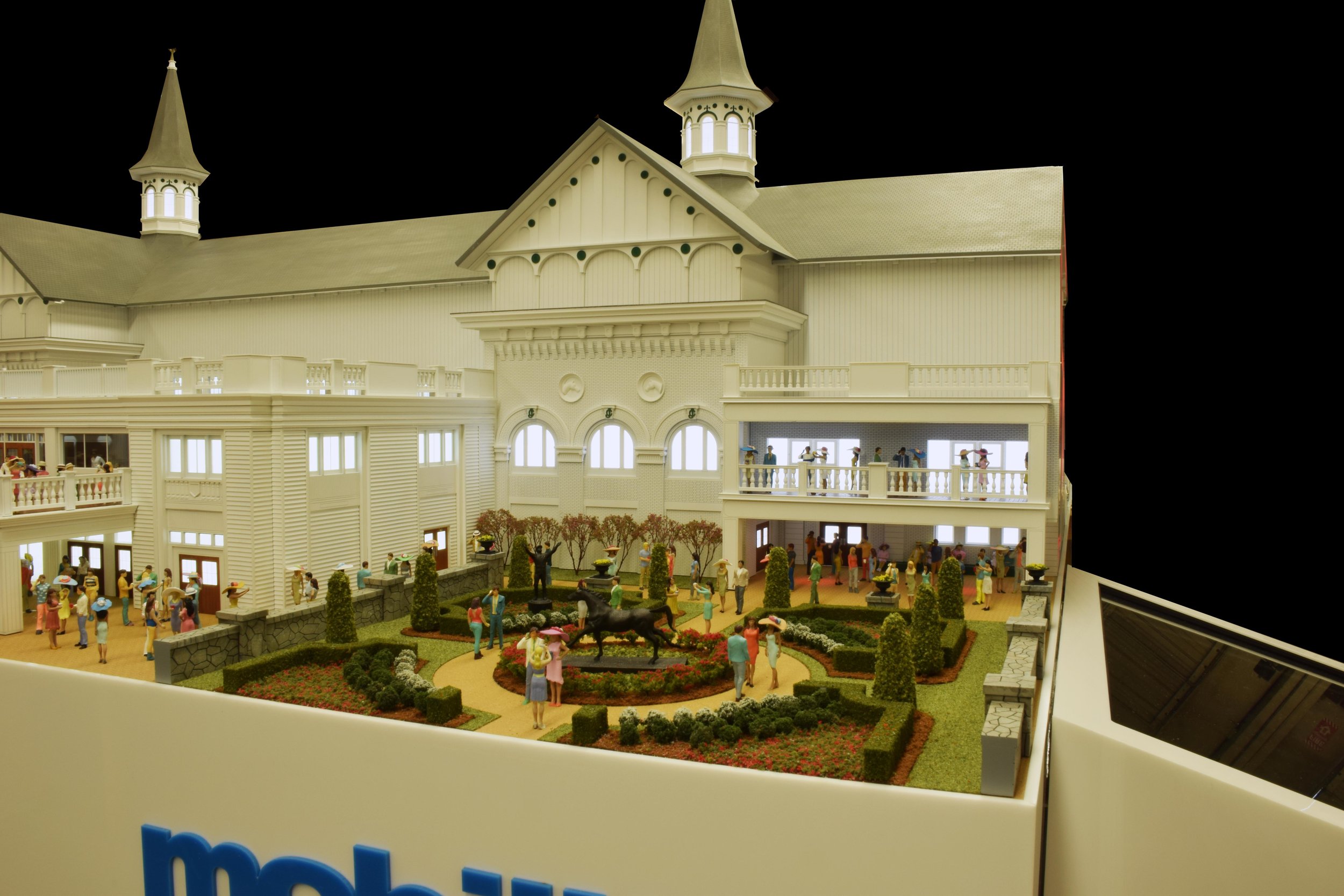 Churchill Downs Outside.jpg