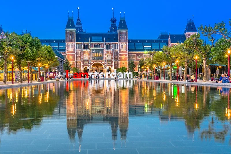 Tourist Do's And Don'ts In Amsterdam