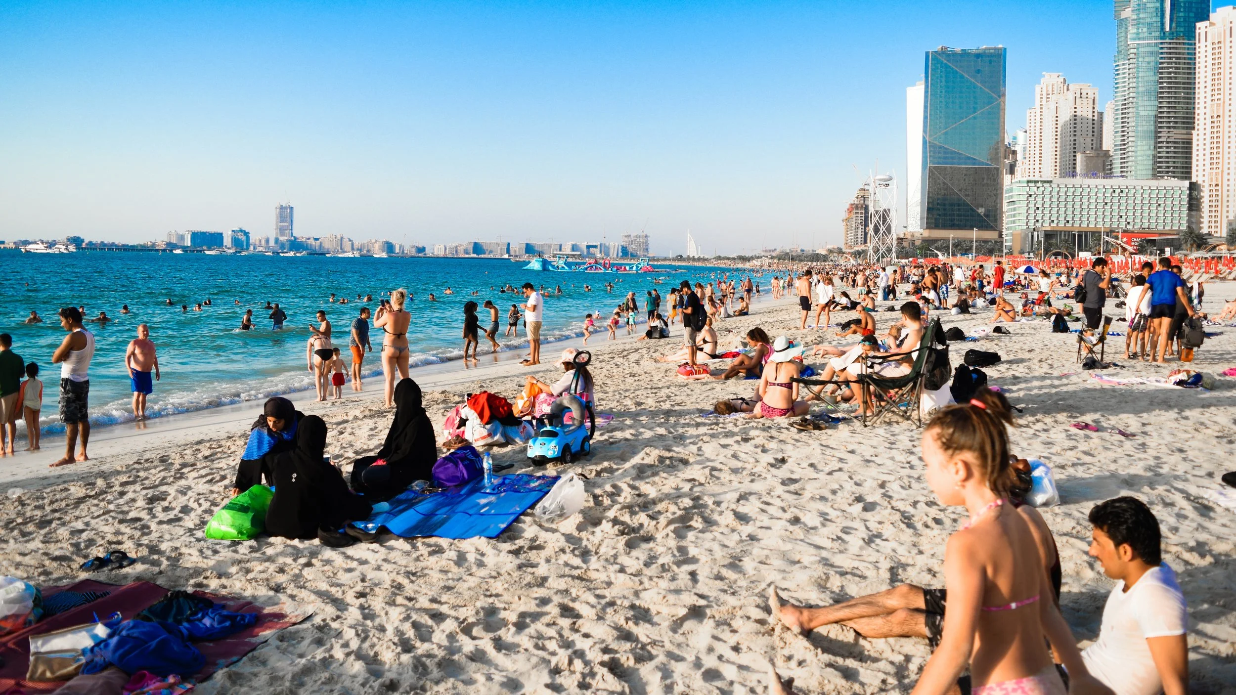 Travel Tips: Top Ways to Beat the Heat when You’re Halfway Across the World