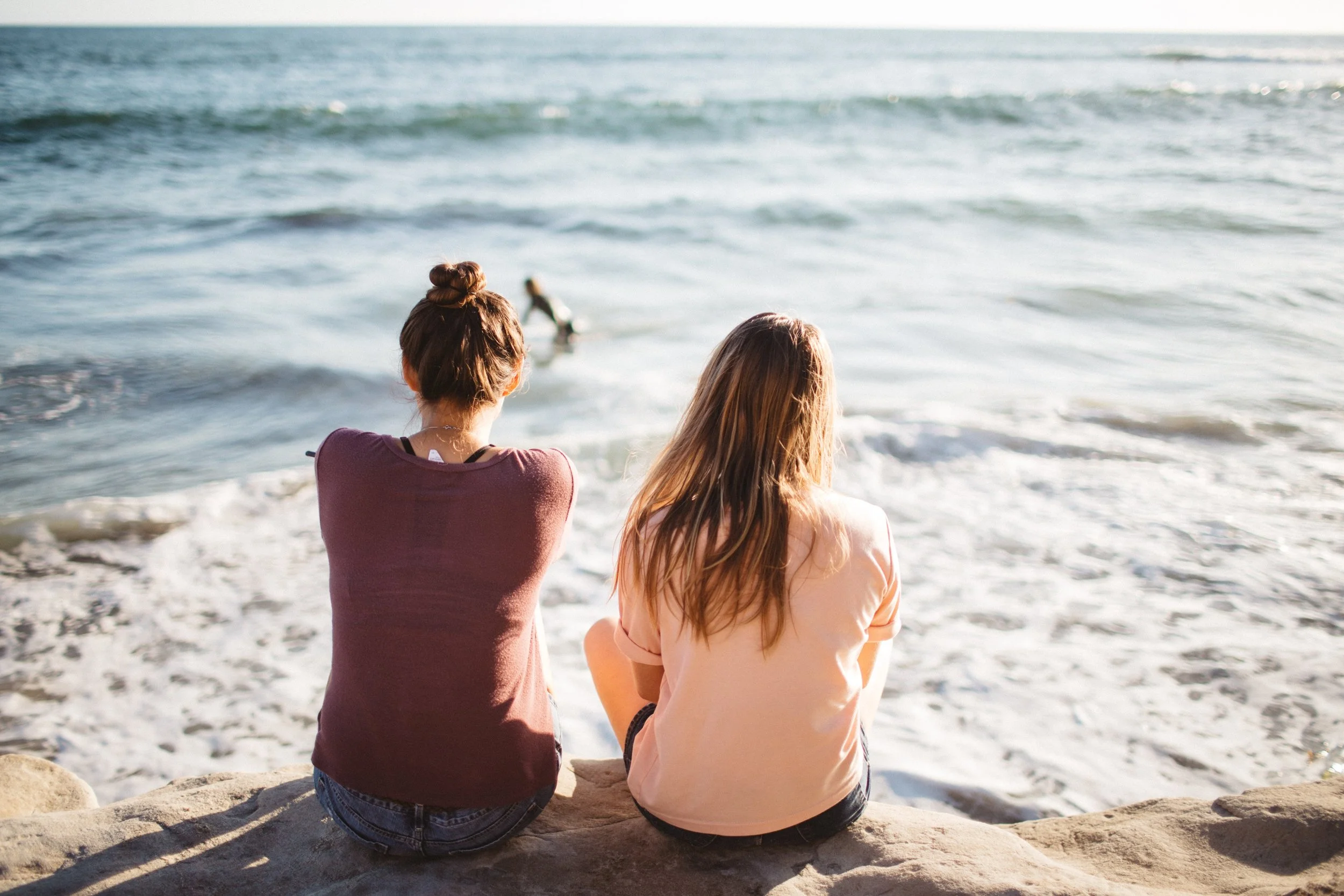 4 Ways to Spend Time With Your Gal Pals