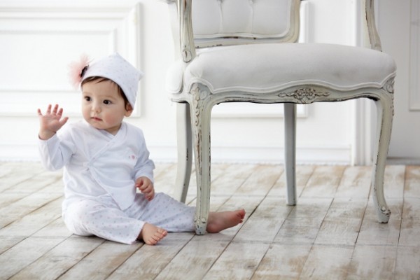 kissy-kissy-baby-clothes-600x400.jpg