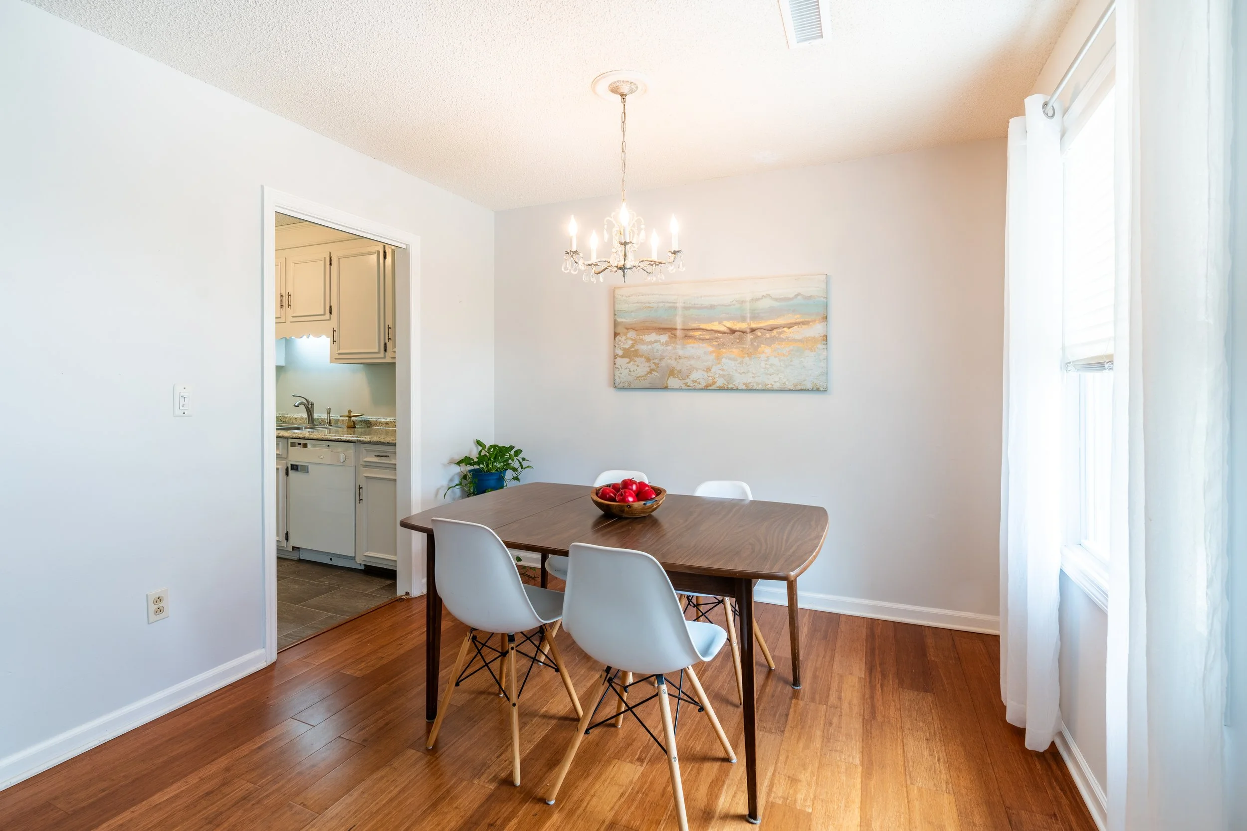 1948 Planters Drive-13.jpg