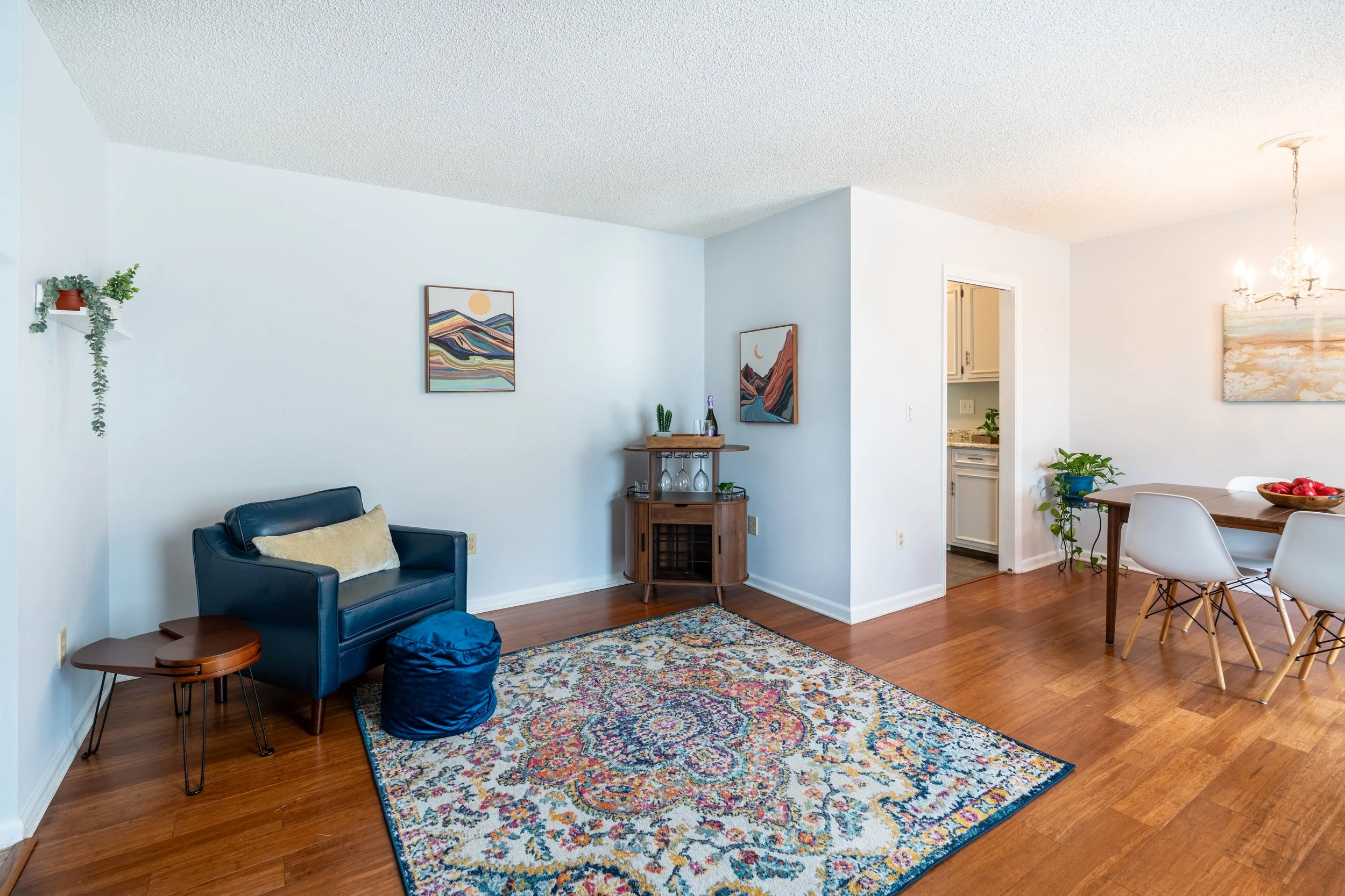 1948 Planters Drive-6.jpg
