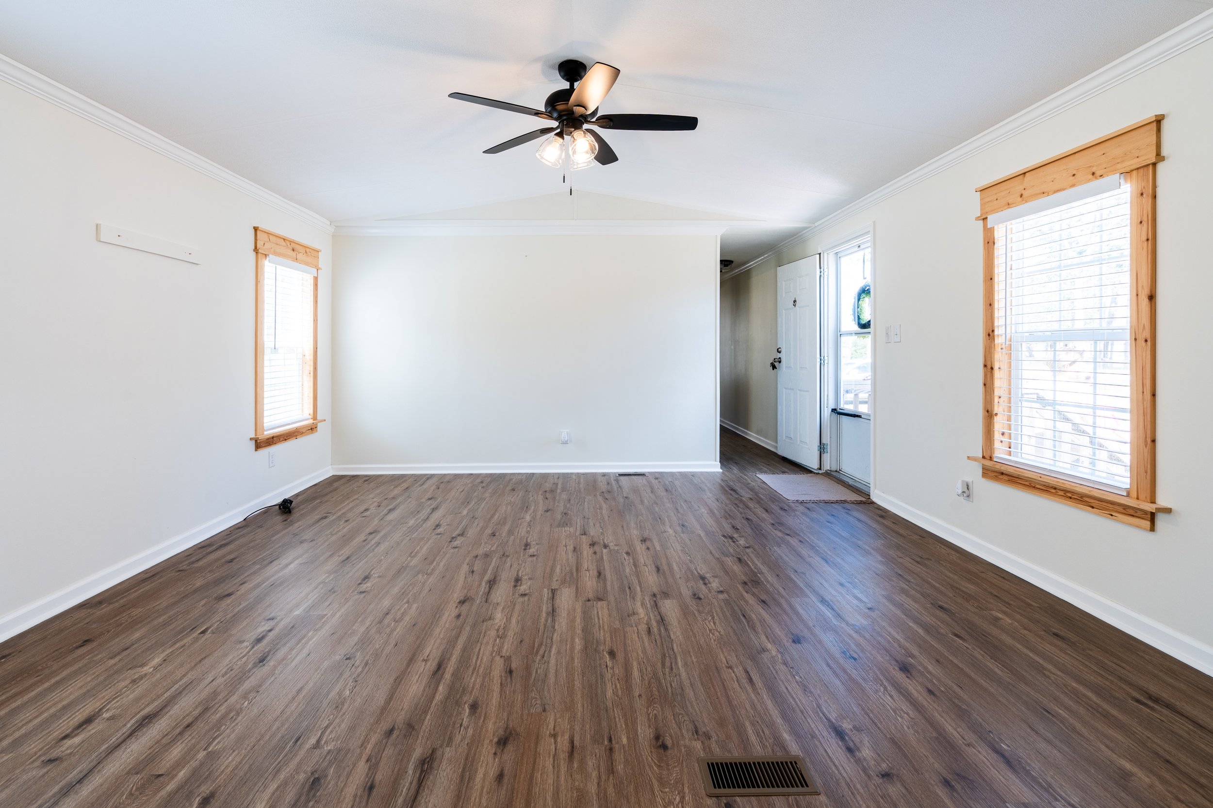 413 Fantail Lane-23.jpg