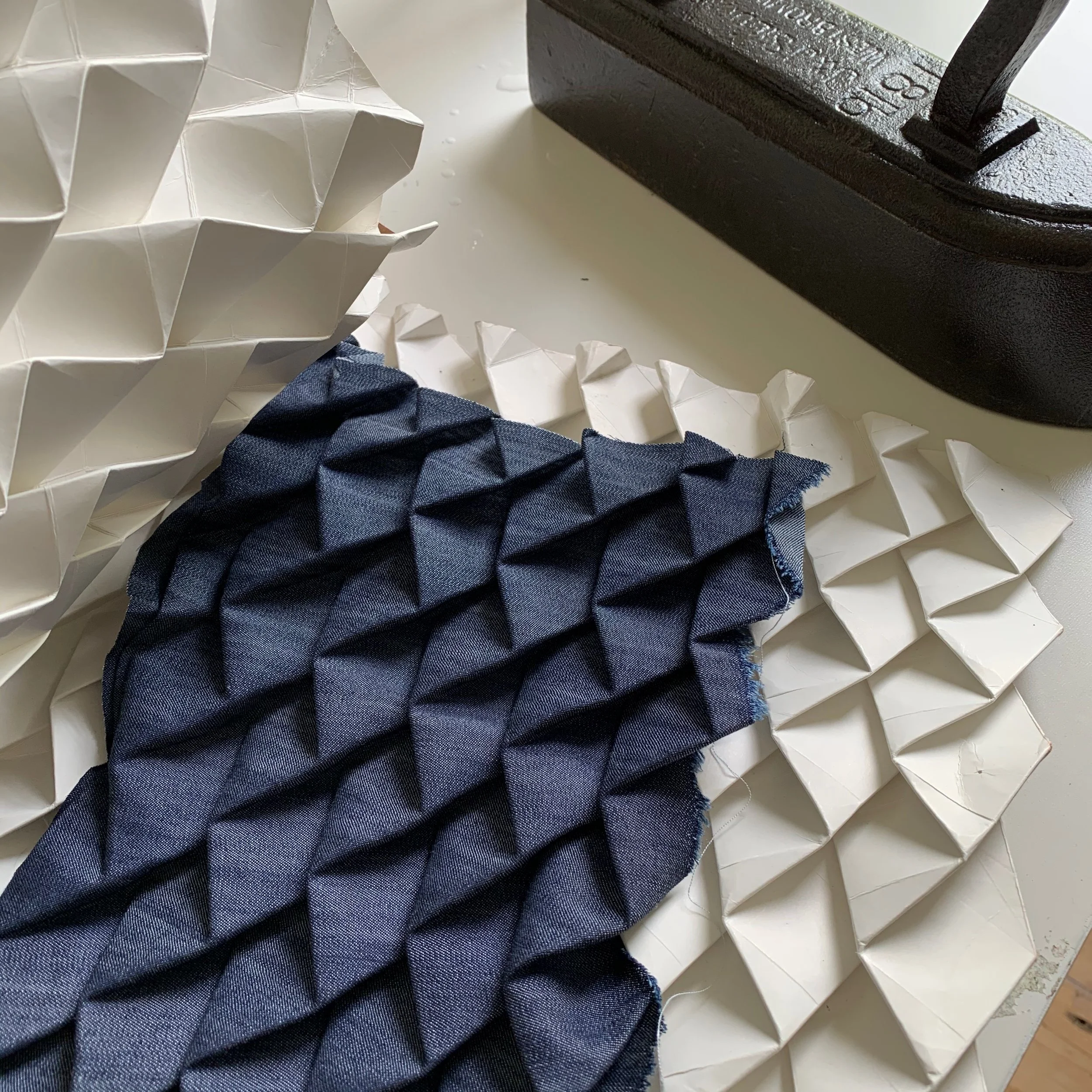 SOLD OUT Introduction to Fabric Pleating - 8 Feb (10.00 - 16.00) - Sew Confident, Glasgow