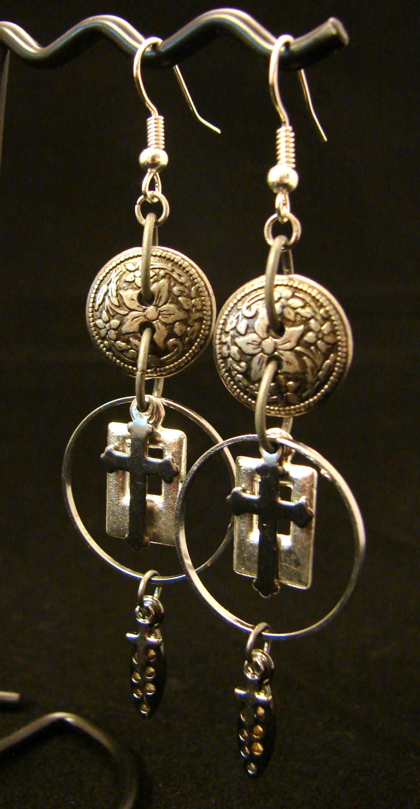 Earrings buttons_crosses.JPG