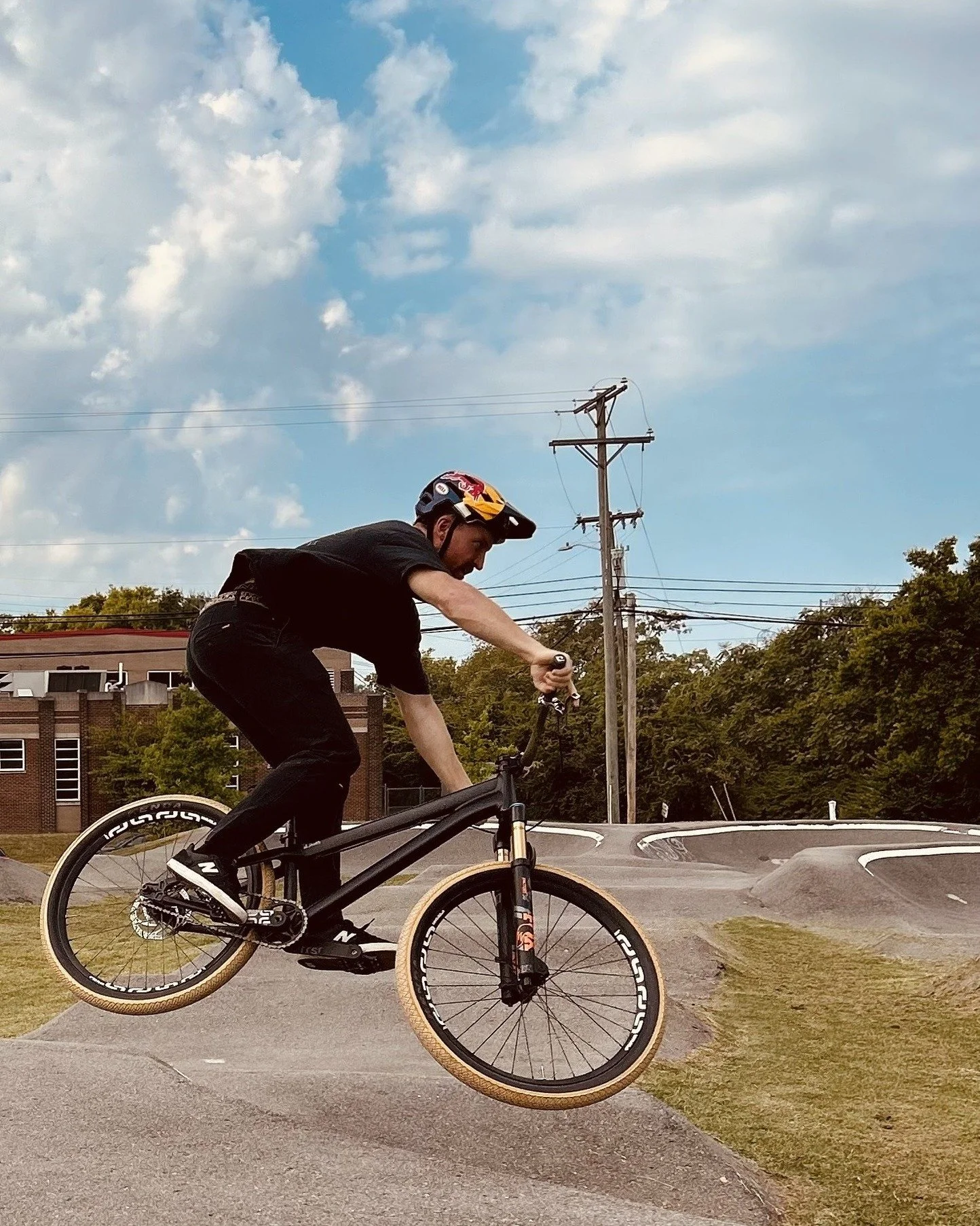 Peeking @aarongwin1 at Watkins pump track on this fine Tuesday...Rumor has it, he was looking for some locals to show him some tricks! ;)