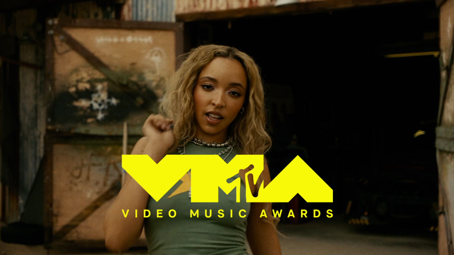 TINASHE - NASTY