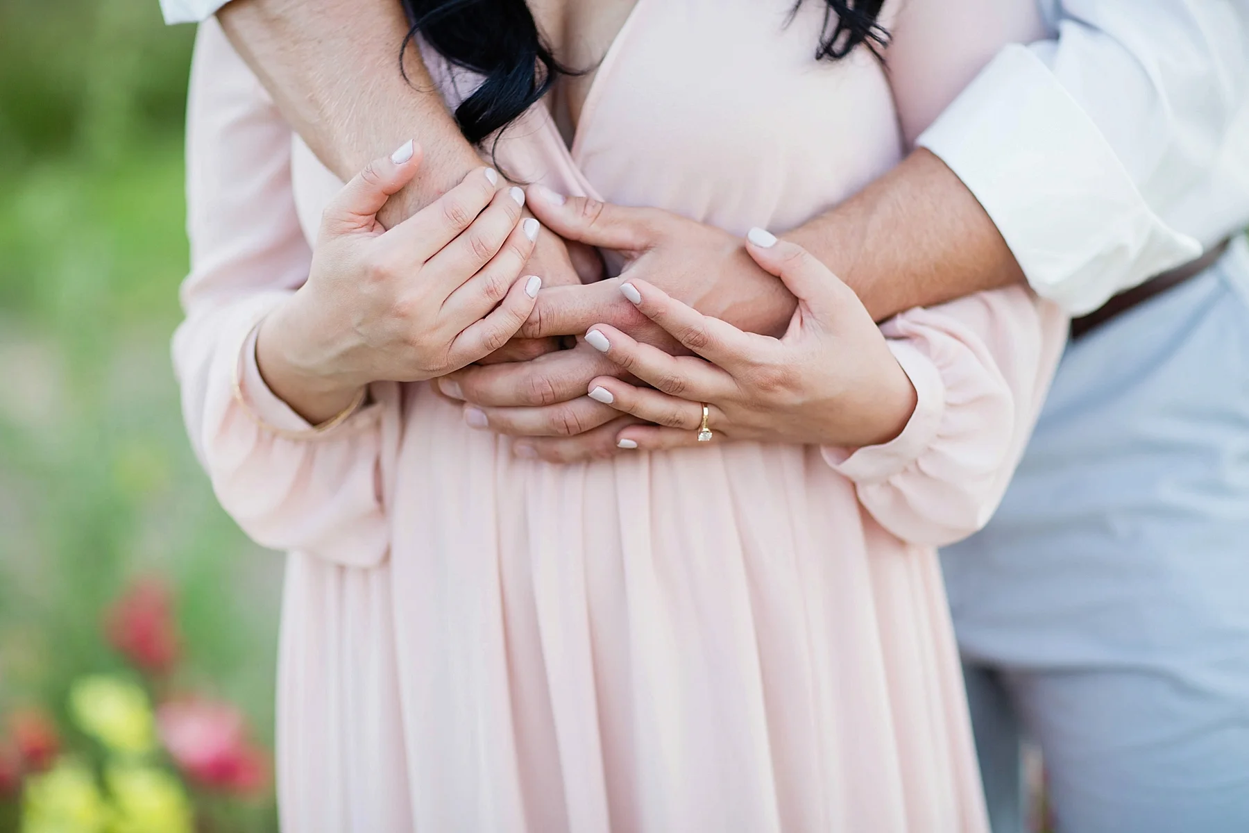 windsor-wedding-engagement-photographer-eryn-shea-photography-field-of-flowers_0007.jpg