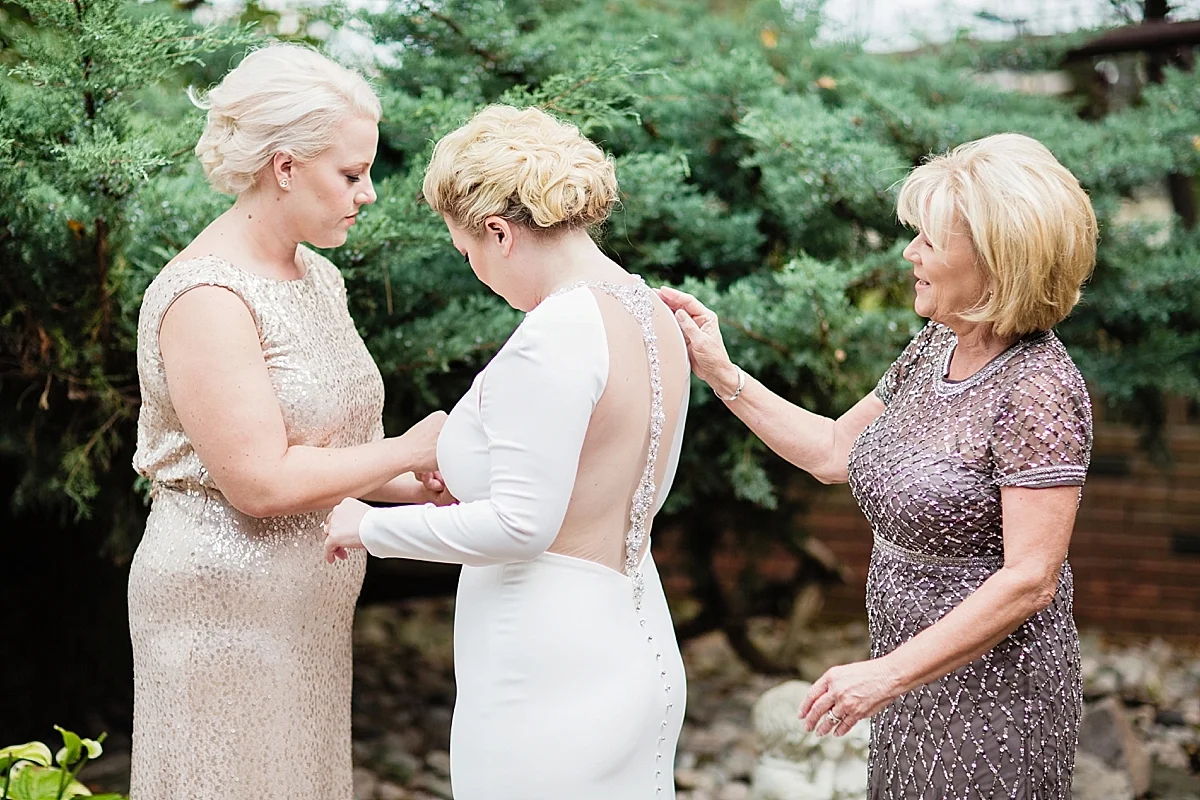 windsor-wedding-photographer-ambassador-golf-club-wedding-eryn-shea-photography_0014.jpg