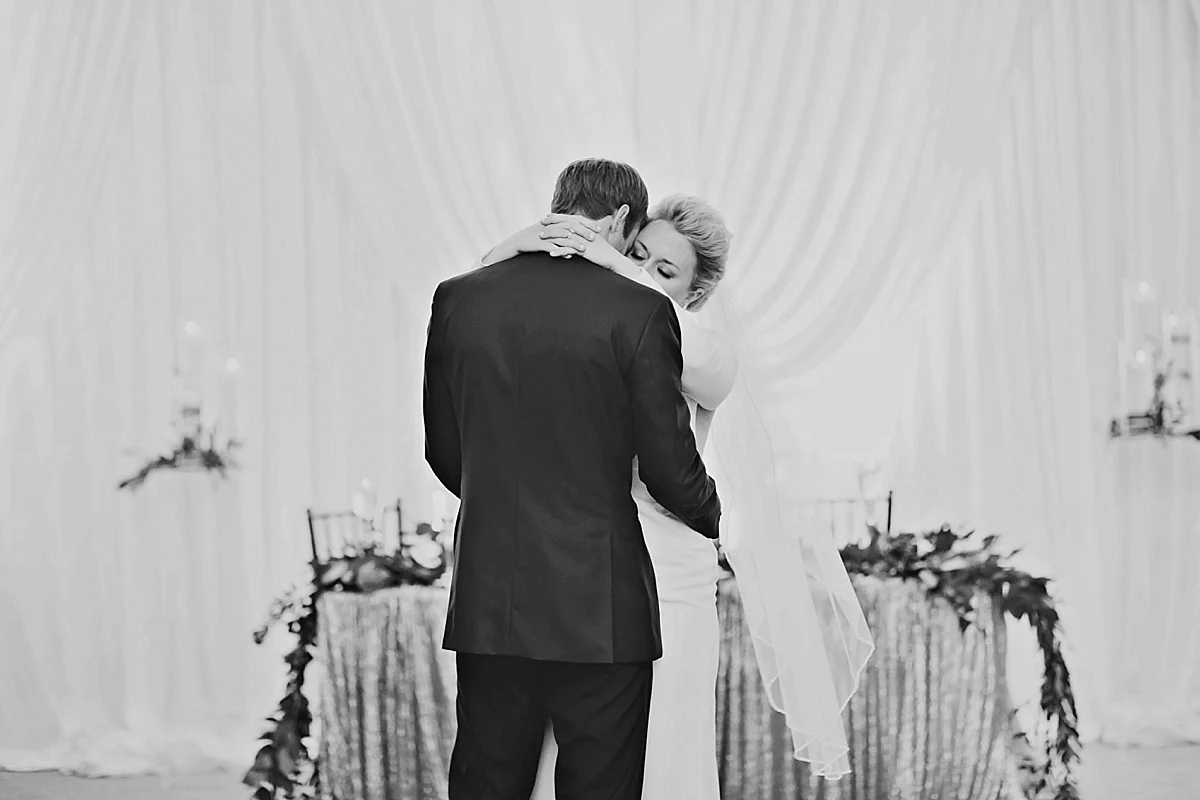 windsor-wedding-photographer-ambassador-golf-club-wedding-eryn-shea-photography_0073.jpg
