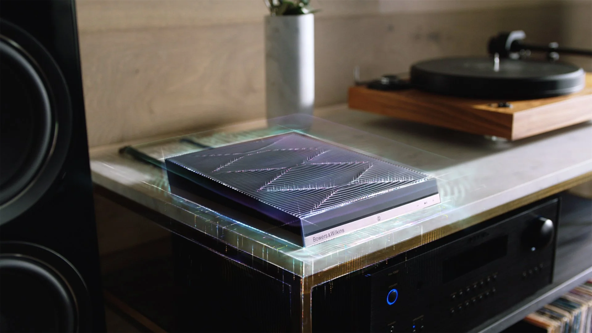 bowers_wilkins_hub_03_jk_v002b.jpg