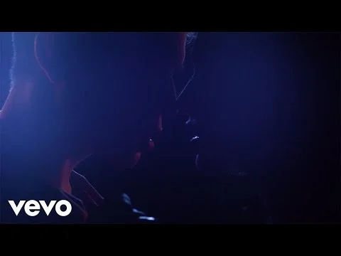 Terrence Wildë - Flashlight