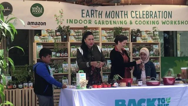 Back to the Roots also partnered with Oakland Mayor Libby Schaaf and Ayesha Curry to showcase healthy eating for Bay Area kids.