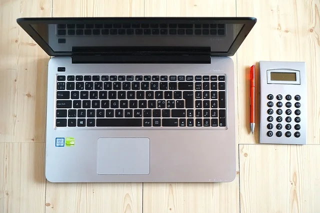 computer-1563072_640.jpg
