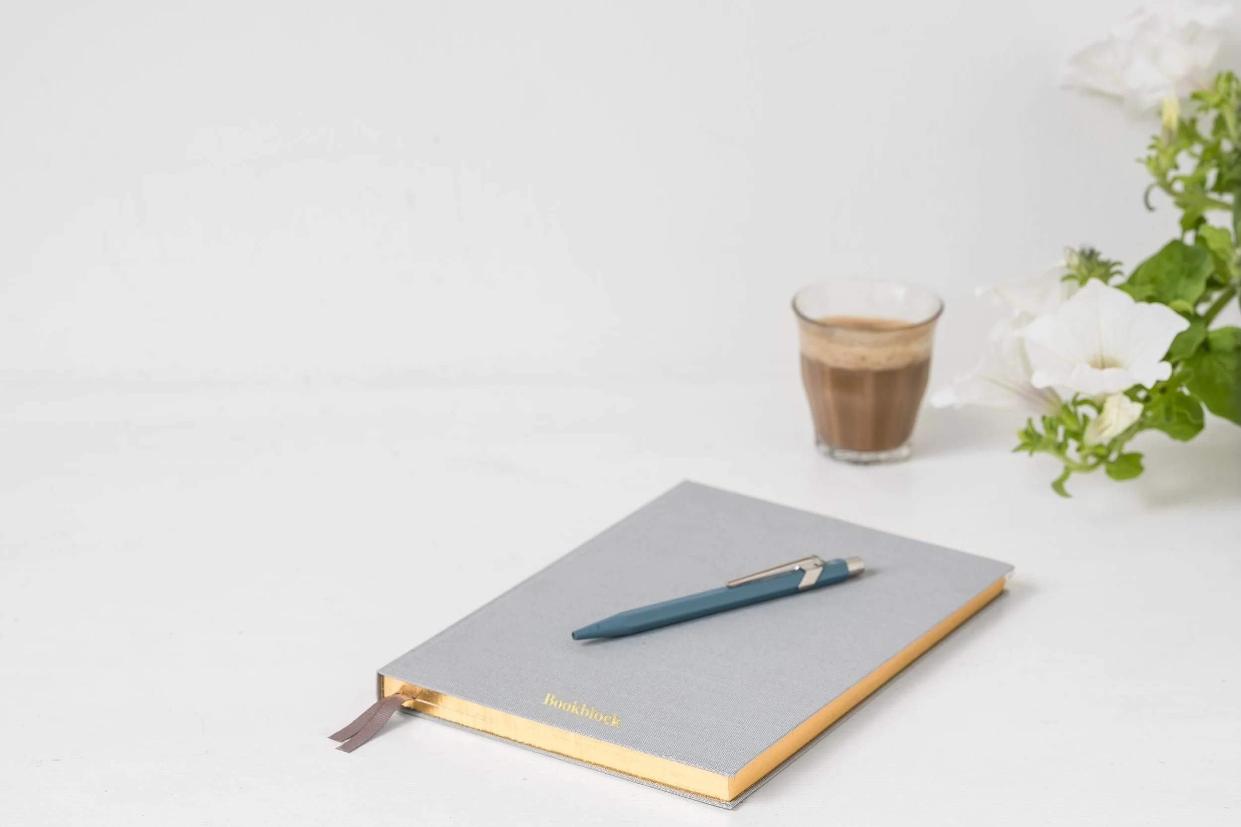 bookblock-363195-unsplash.jpg
