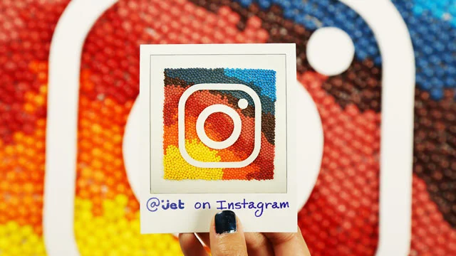 161024_CrossPromo_Instagram_TWITTER.jpg
