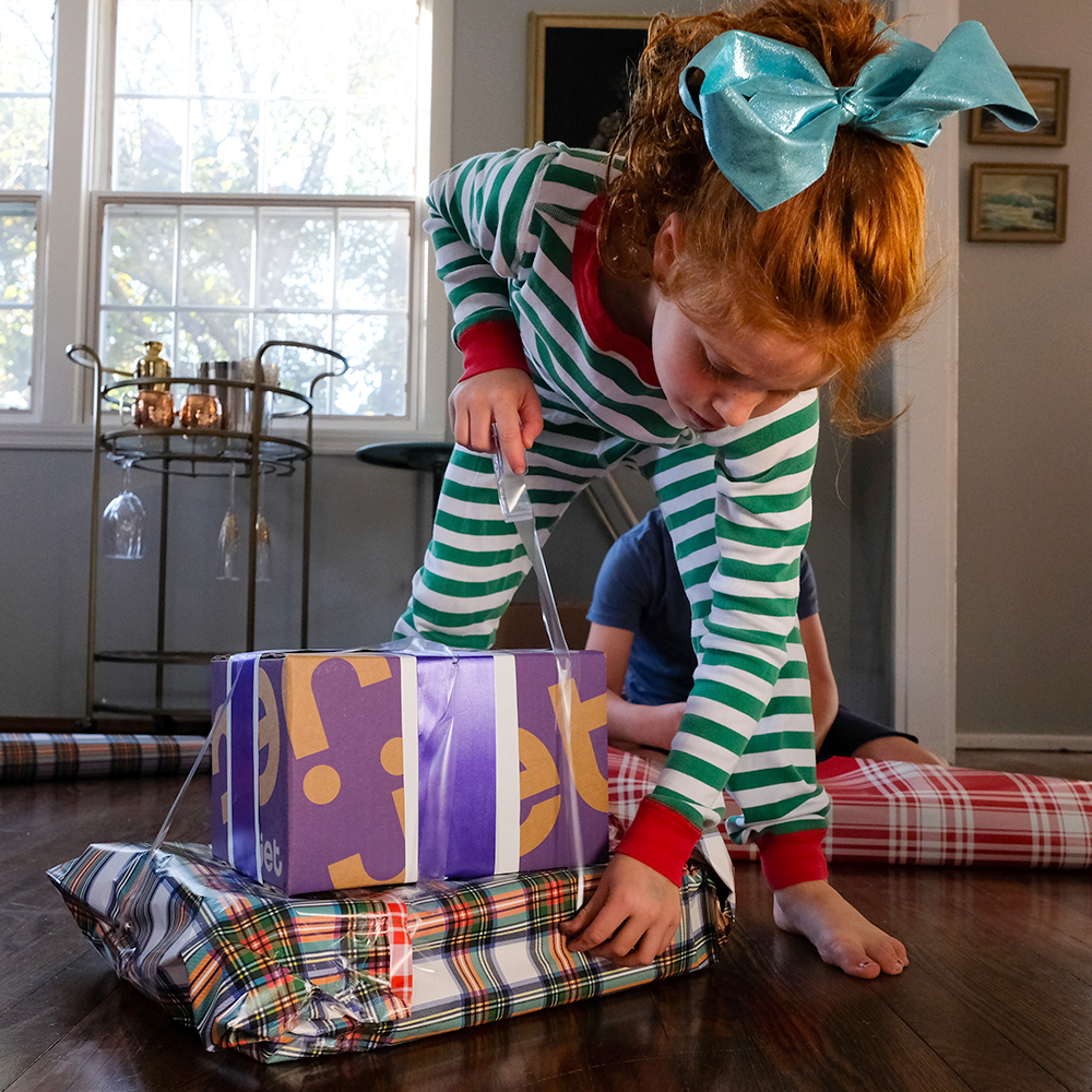 IRL Christmas Gift Wrapping