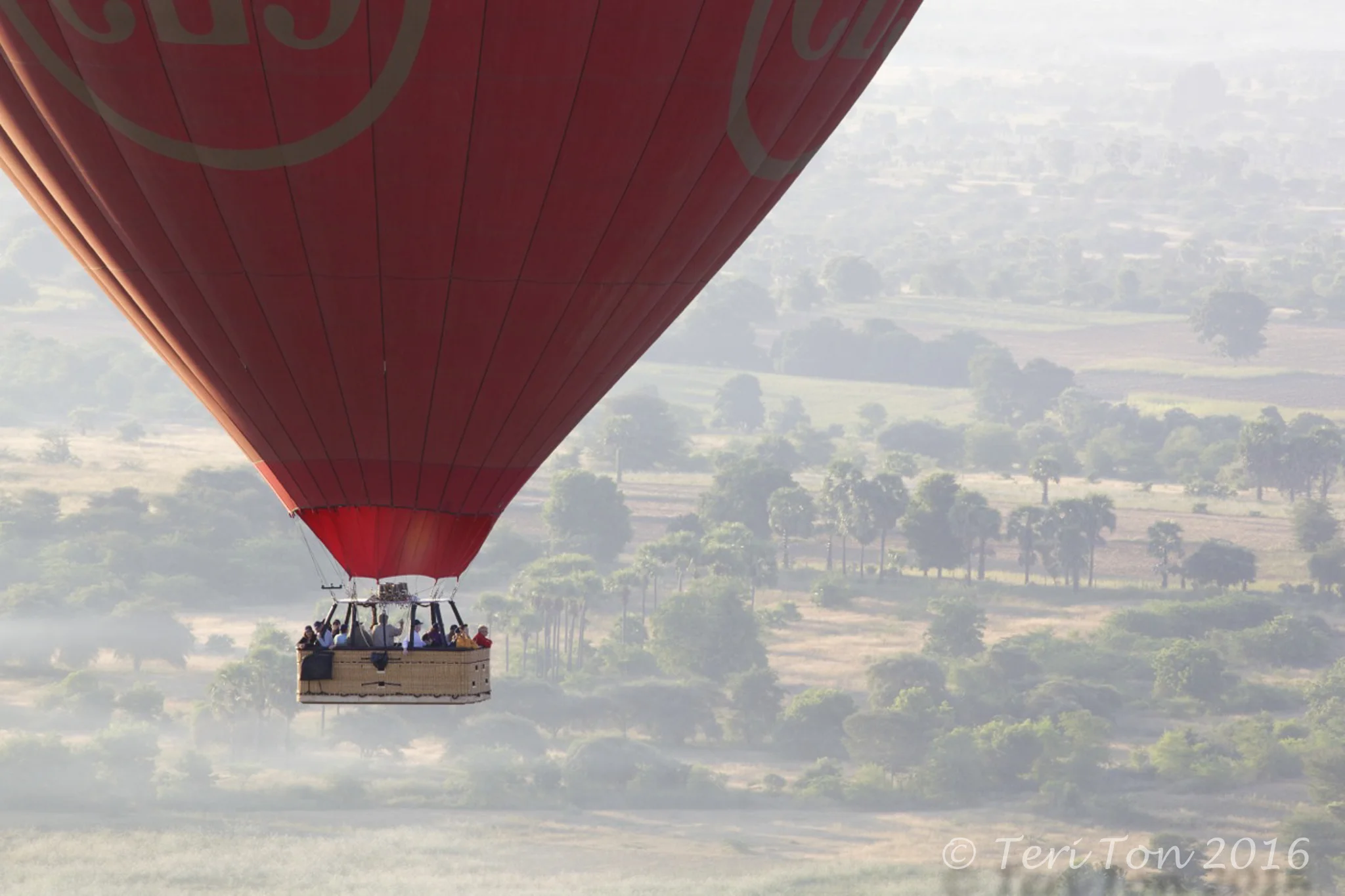 Hot Air Ballooning over Pagan