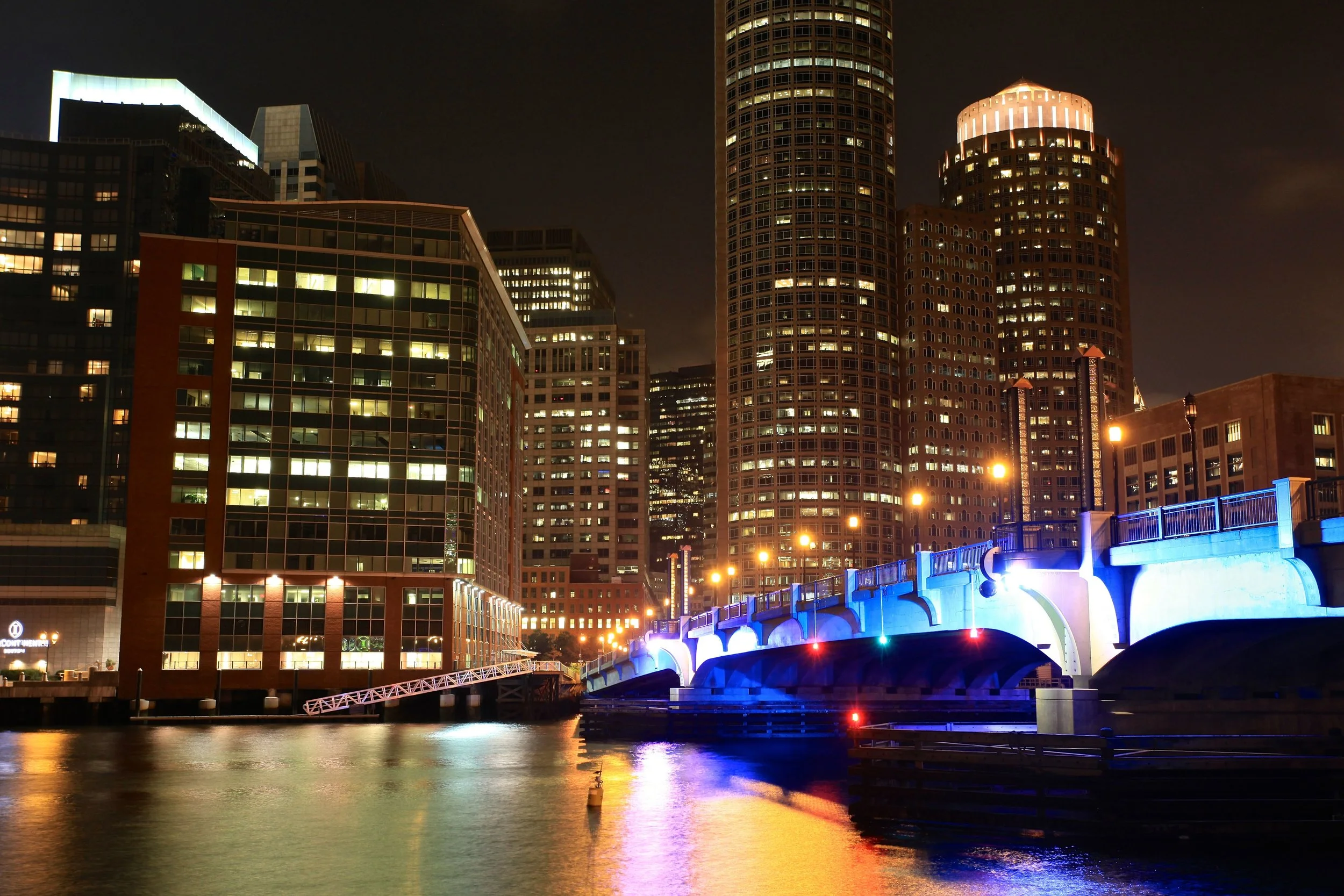 Evelyn Moakley Bridge