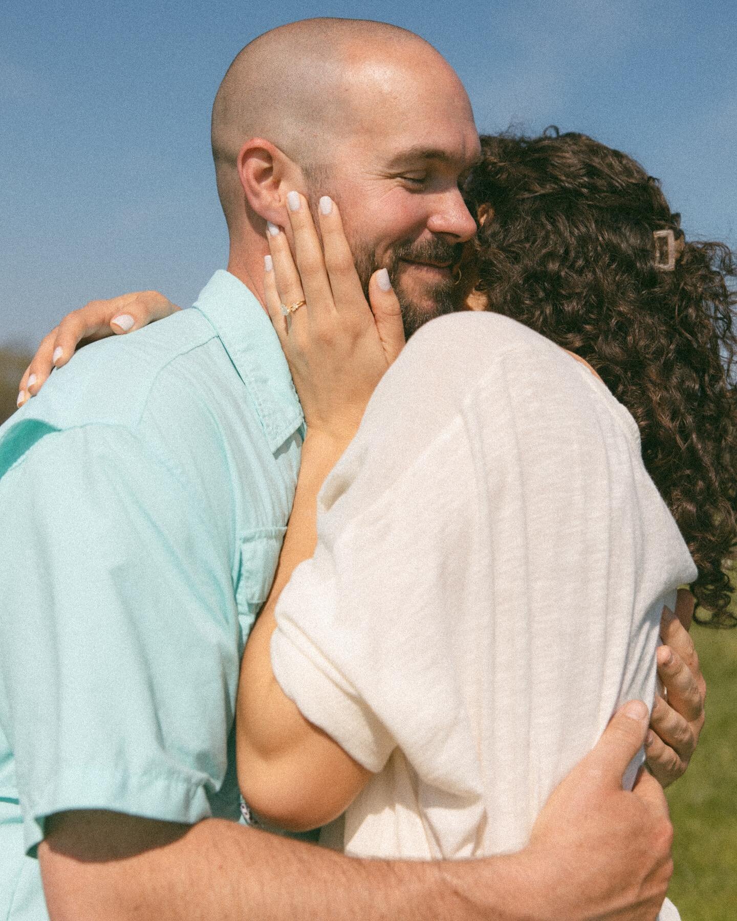 I have some incredibly exciting news!💍🦋✨💕😍

I&rsquo;M ENGAGED!!! There are no words to describe this feeling. All I can say is that I love this man and I cannot wait to spend the rest of my life with him. He is better than what I ever hoped for i