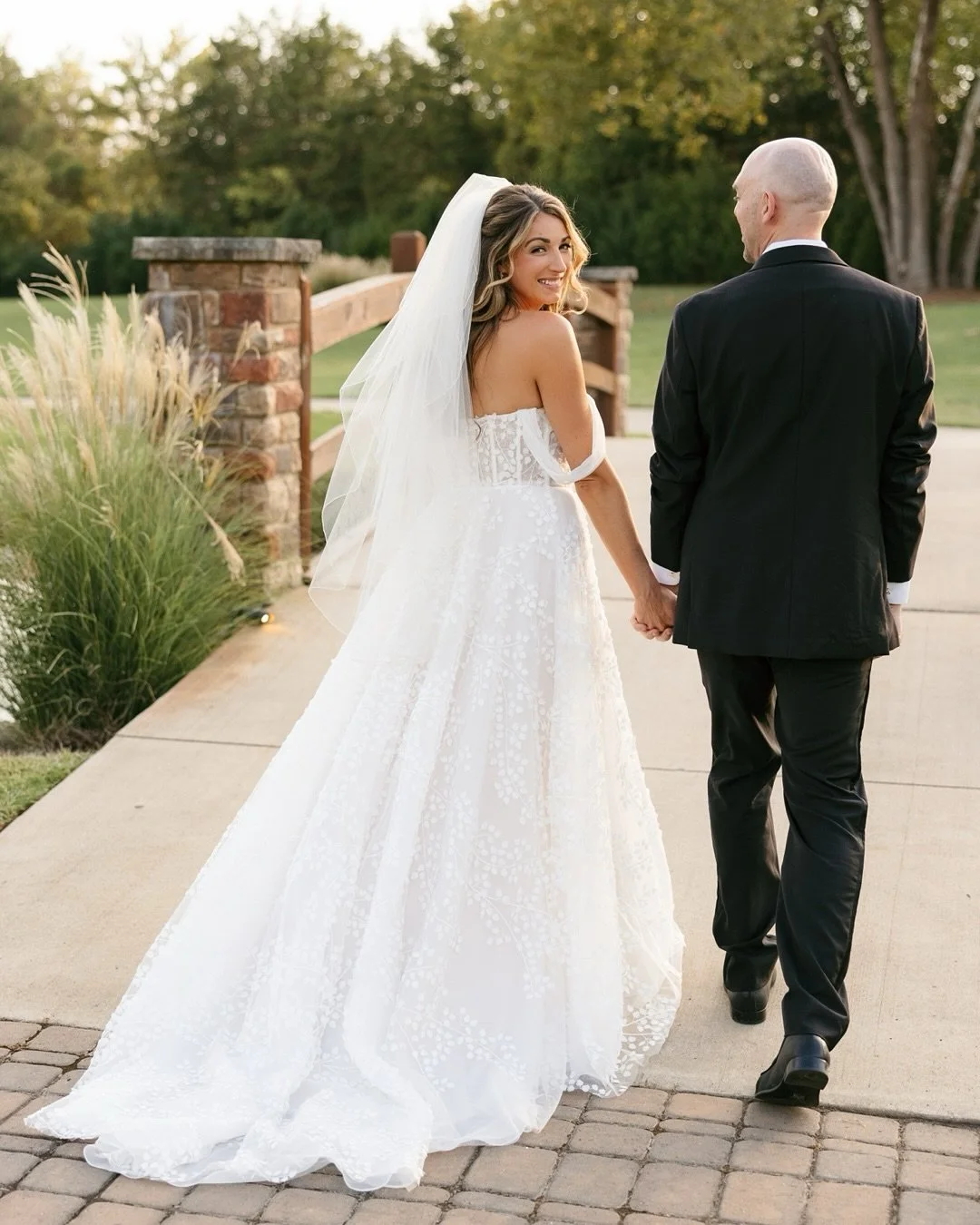 Julian &amp; Brianna&rsquo;s day was the sweetest blend of fun, celebration, &amp; intentionality. From a live band that kept every guest on their feet to heirlooms woven into every detail (Brianna&rsquo;s great-grandmother&rsquo;s pearls, her mom&rs