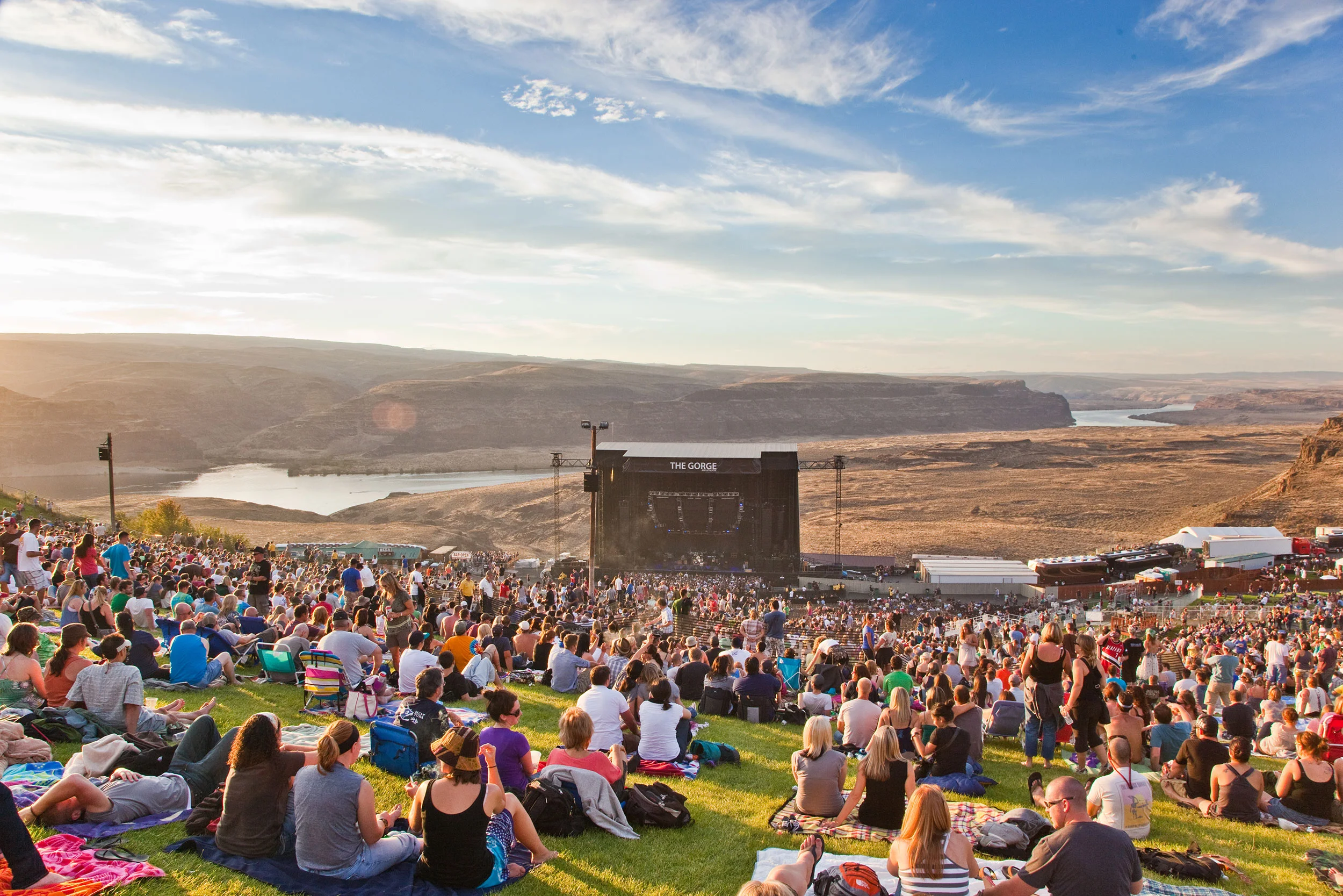 Amphitheater Standard Camping