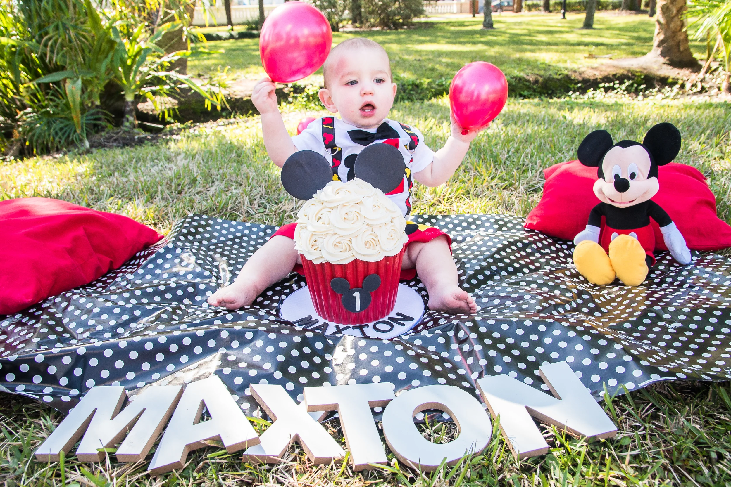 Maxton Smash cake-109.jpg