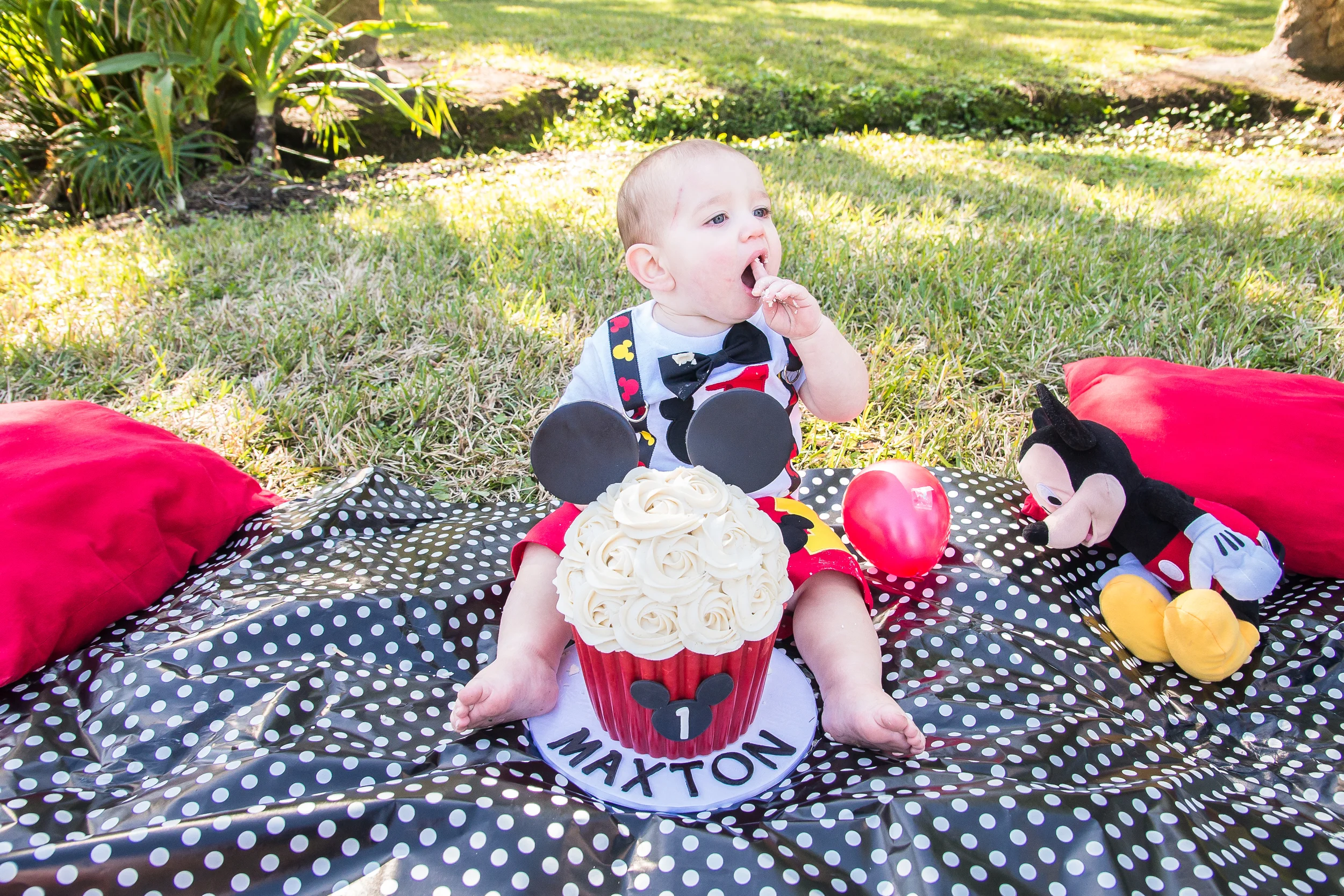 Maxton Smash cake-115.jpg