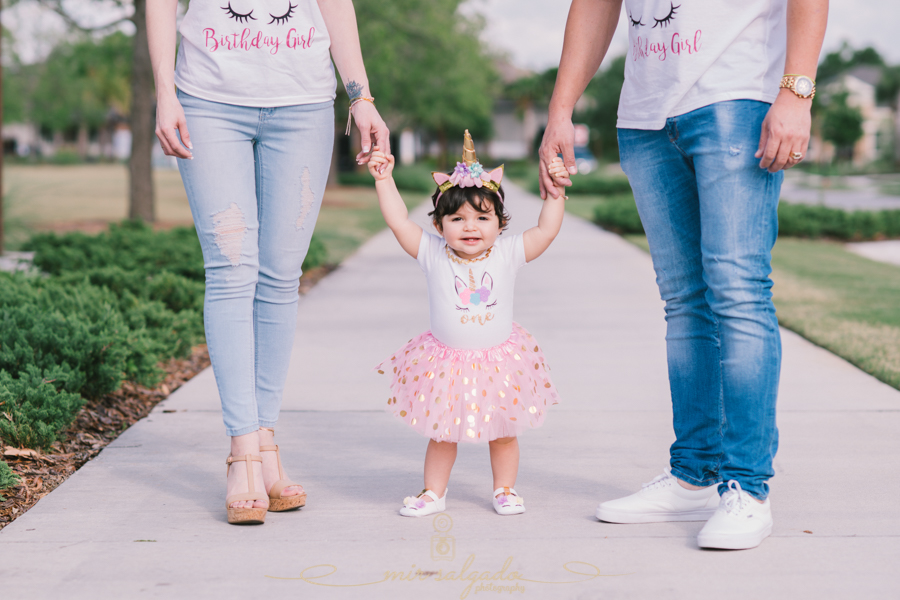 first-birthday, sofia ,smash-cake-family-session,tampa-photography, birthday-photography, family-pictures, birthday-girl, unicorn-birthday, mir-salgado-photography, outside-family-photoshoot