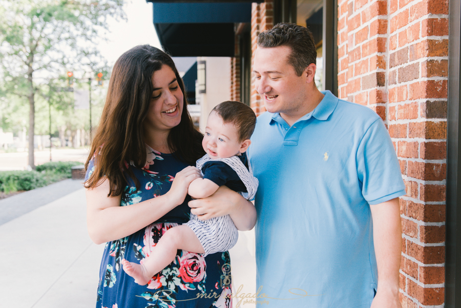 Hyde Park Village - Tampa, Florida - Family Photo Session | Craig &amp; Jessica