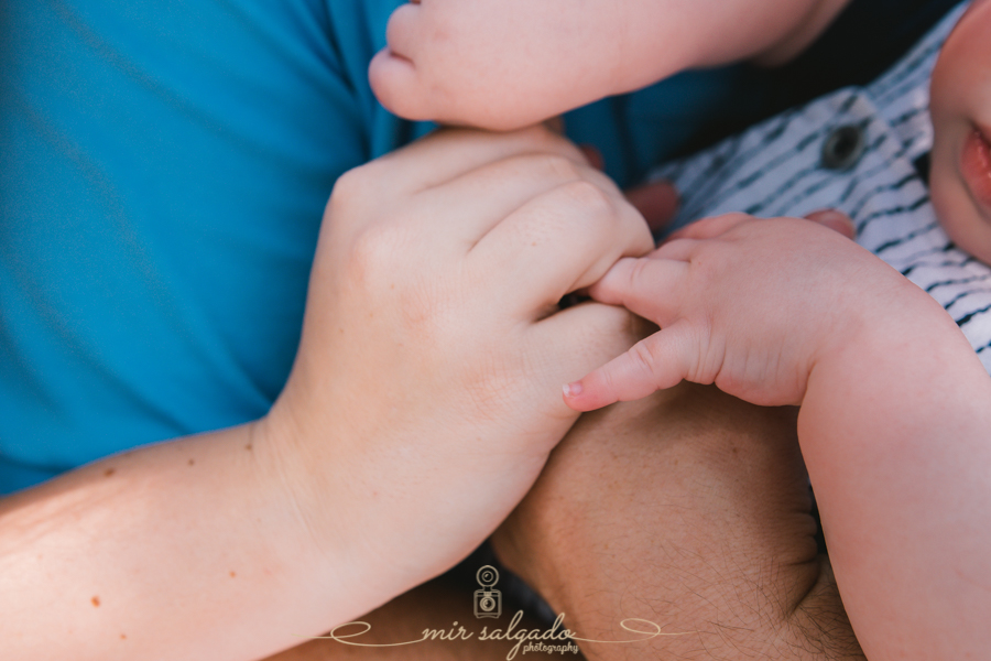 Hyde Park Village - Tampa, Florida - Family Photo Session | Craig &amp; Jessica