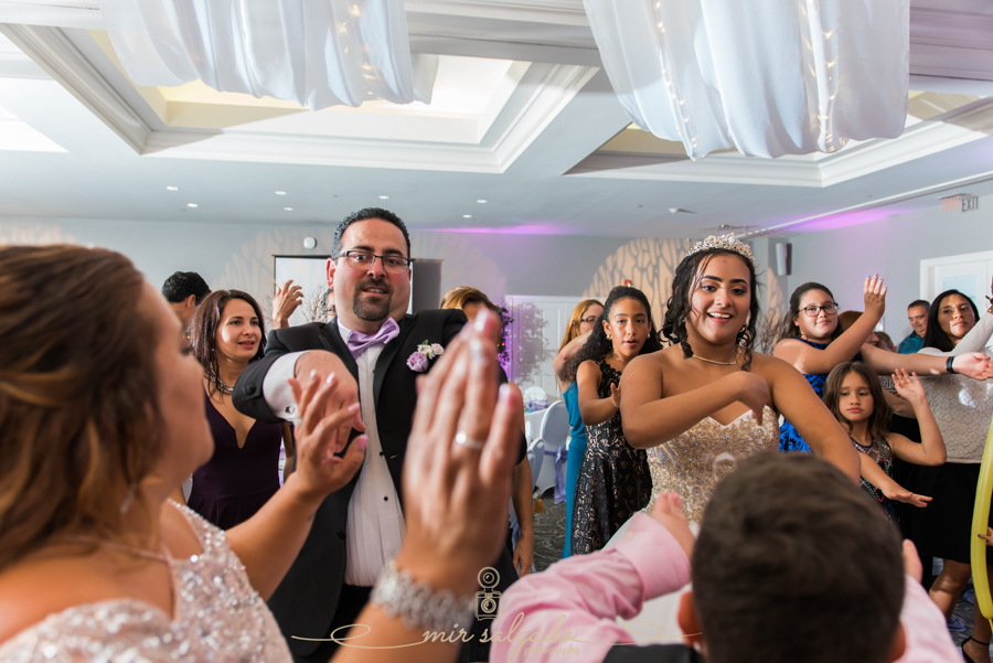 How To Photograph a Quinceañera | Photography Tips