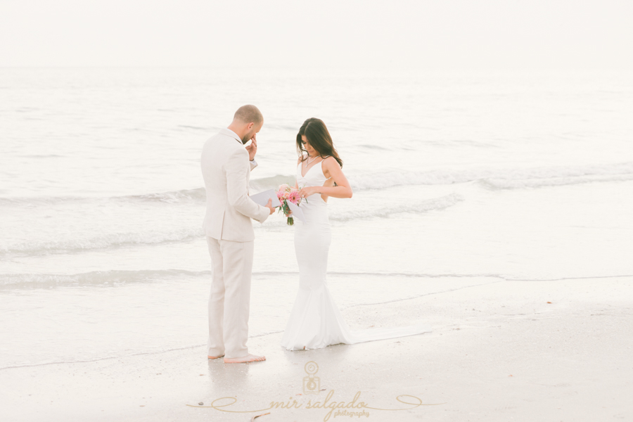 Madeira Beach, Florida - Ocean Wedding | Ciera and Nicholas