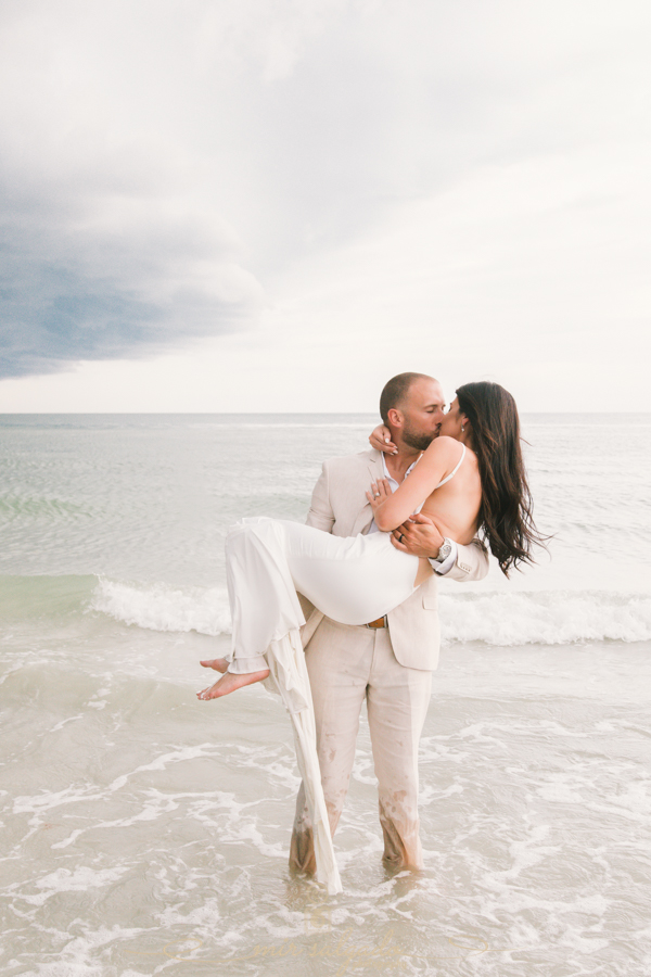 Madeira Beach, Florida - Ocean Wedding | Ciera and Nicholas