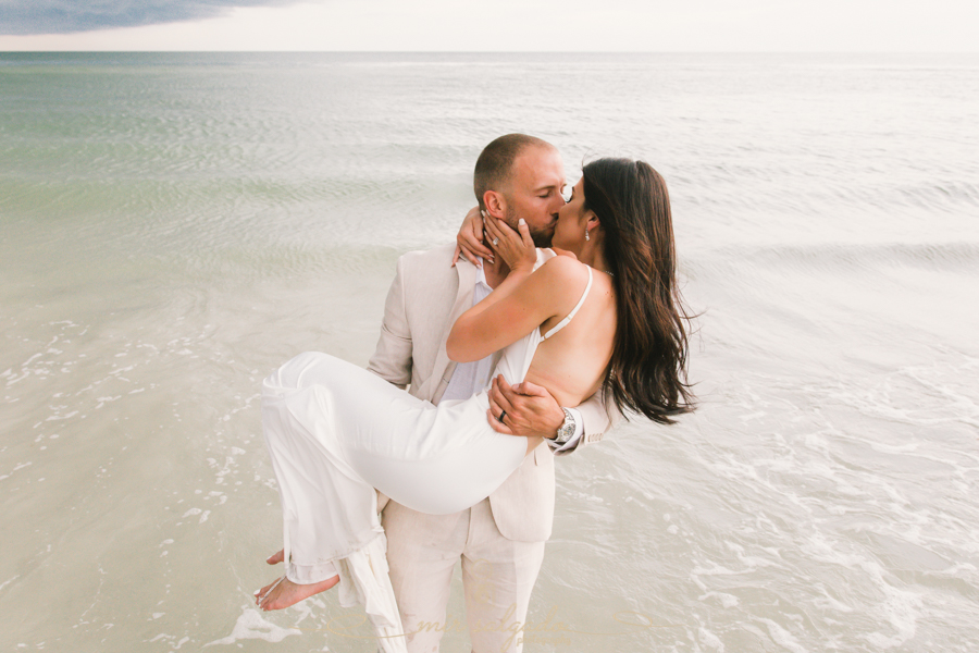 Madeira Beach, Florida - Ocean Wedding | Ciera and Nicholas