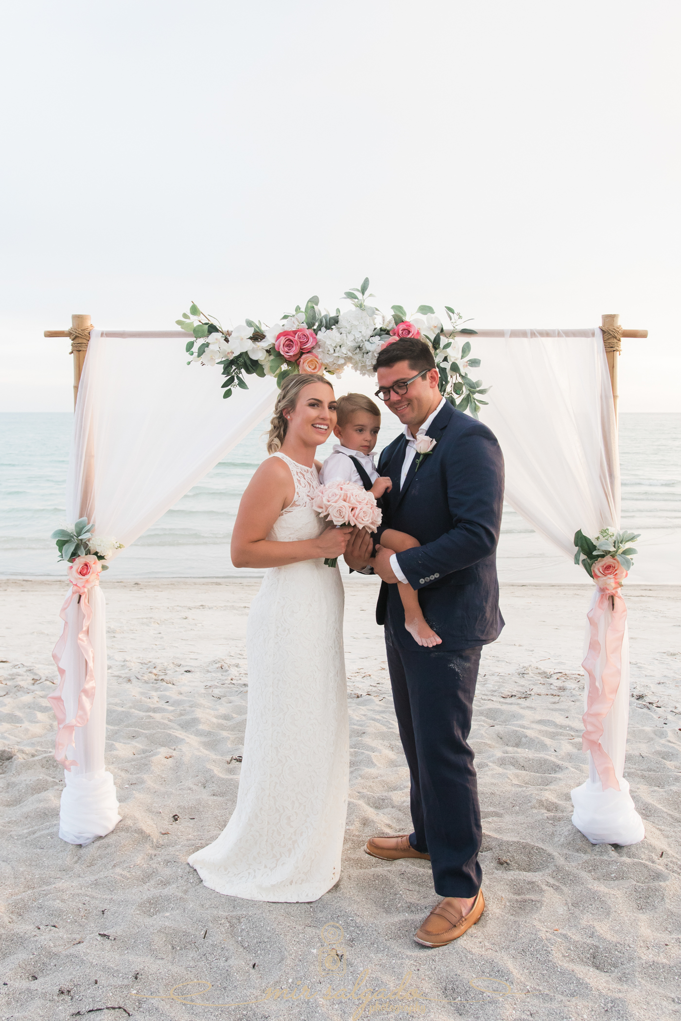 family-wedding-pictures, including-kids-in-wedding, wedding-vows, longboat-key-beach-wedding