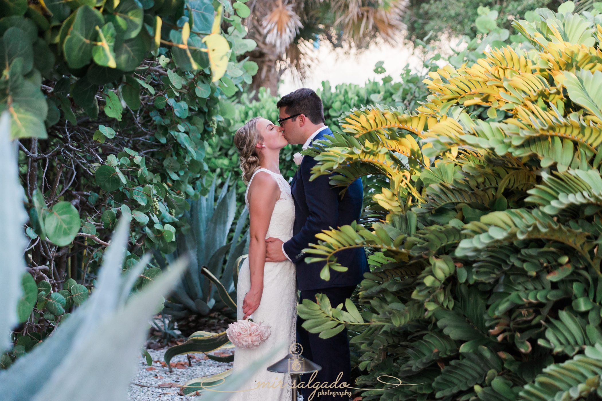 garden-backdrop, unique-wedding-backdrops, plant, wedding-portraits, outdoor-wedding-photography