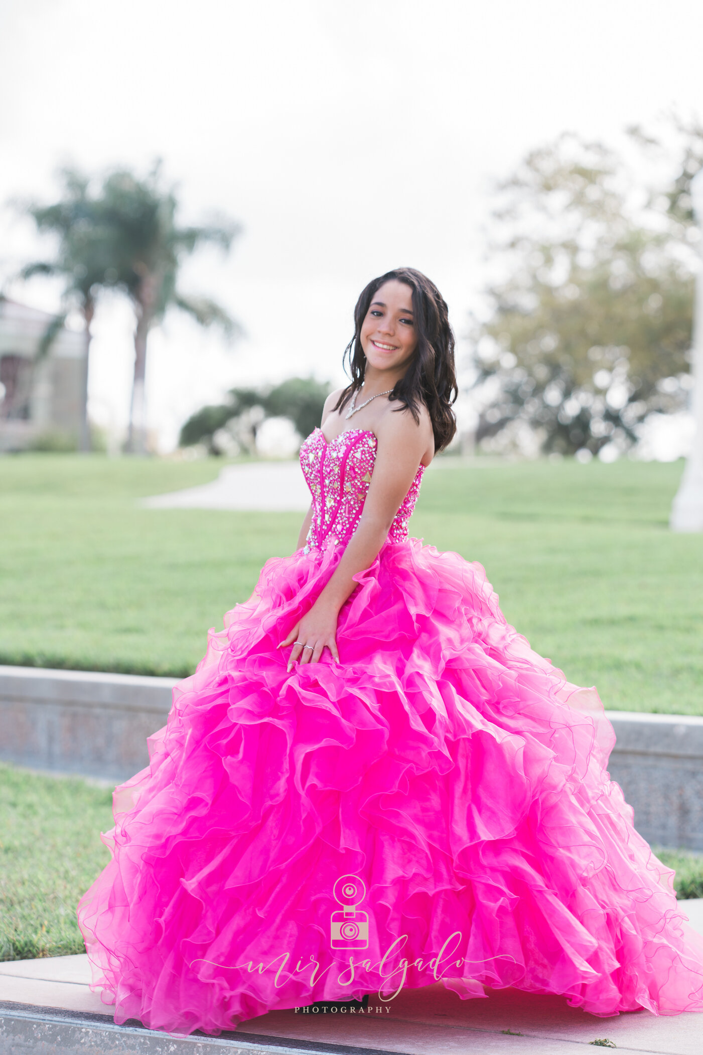 quinceanera-pink-dress, quince, quinceanera-dresss-colors, quince-photography