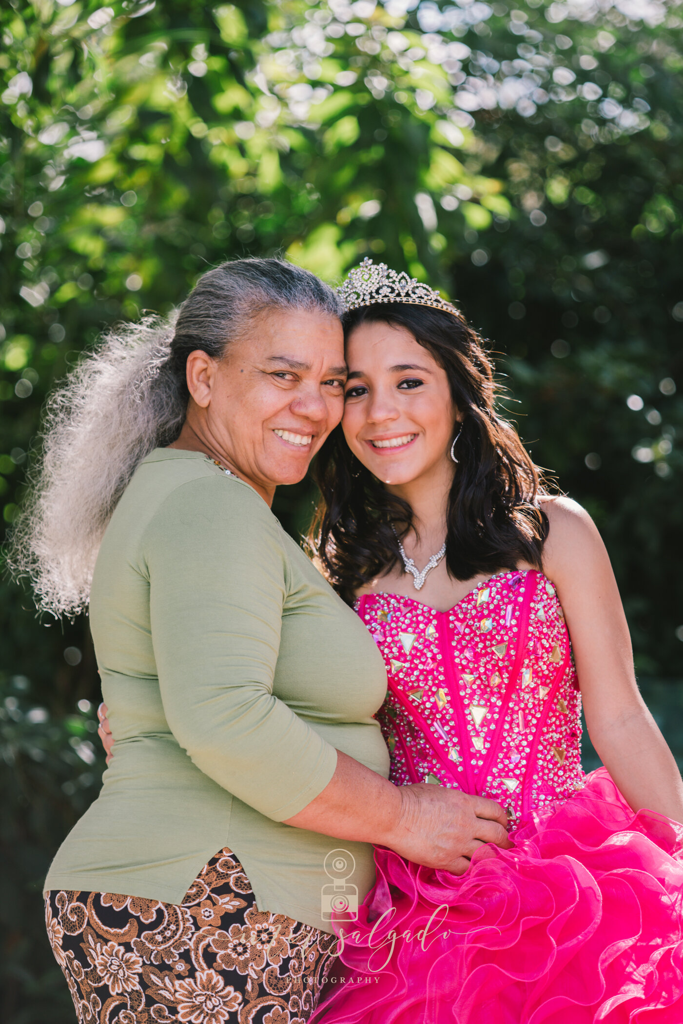 quince-family-photos, quinceanera-family, family-portrait, quinceanera