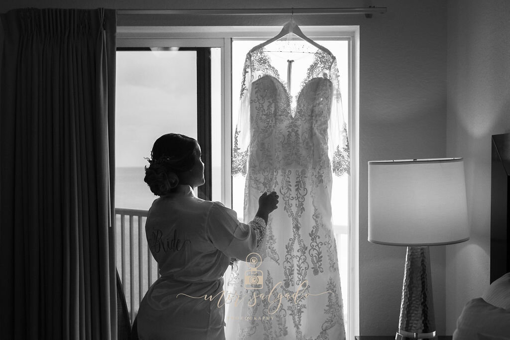 bride-wedding-dress, wedding-dress-inspiration, wedding-dress-inspo, lace-wedding-dress, long-sleeved-wedding-dress