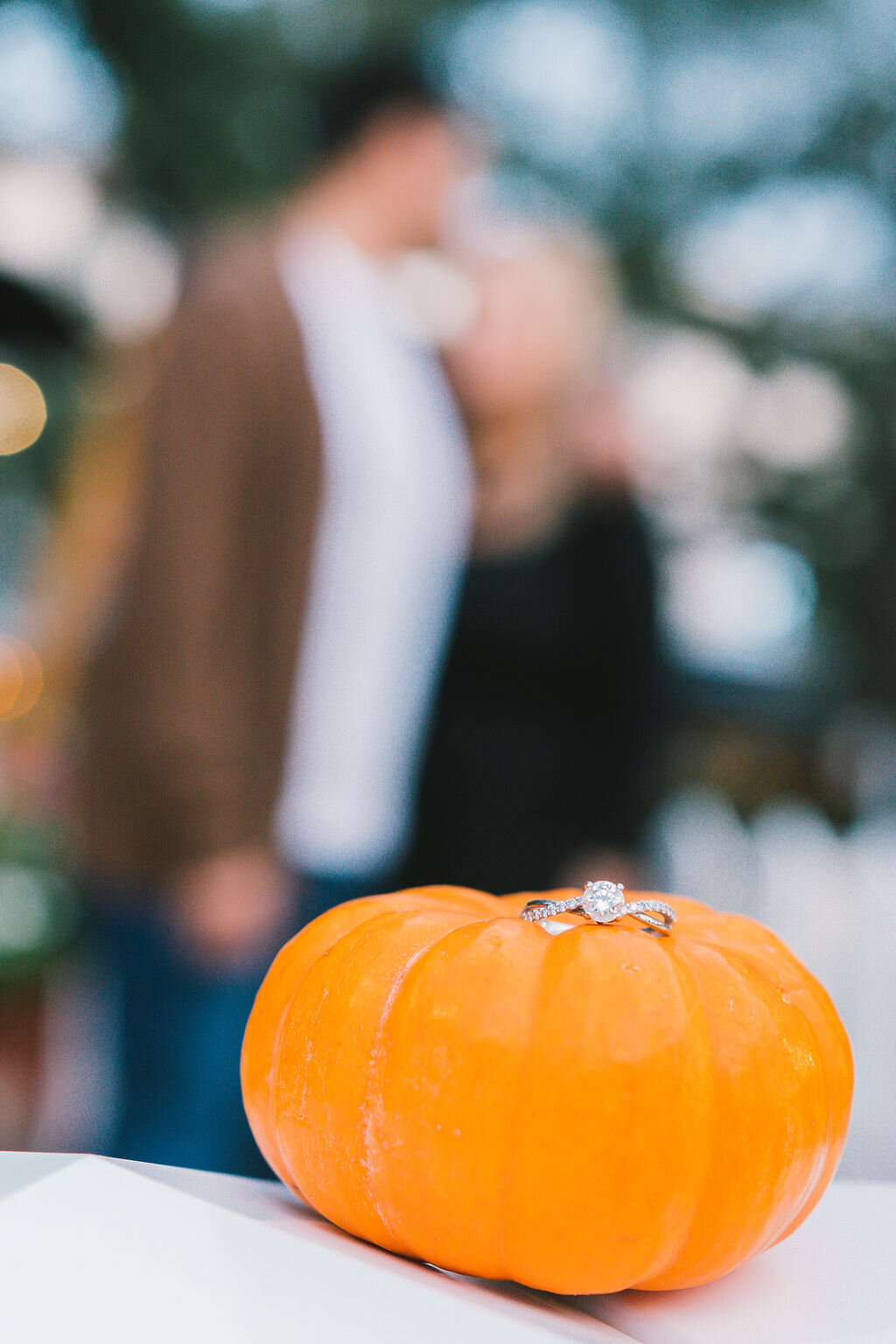 engagement-ring, engagement-ring-pictures, pumpkins-and-engagement-ring, fall-engagement-ring-ideas, autumn-engagement-ring-ideas
