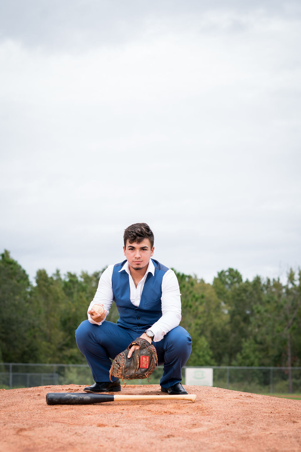 pitchers-mound, baseball-senior-pictures, batters-box-photos, batting-senior-photos, baseball-portrait-photography