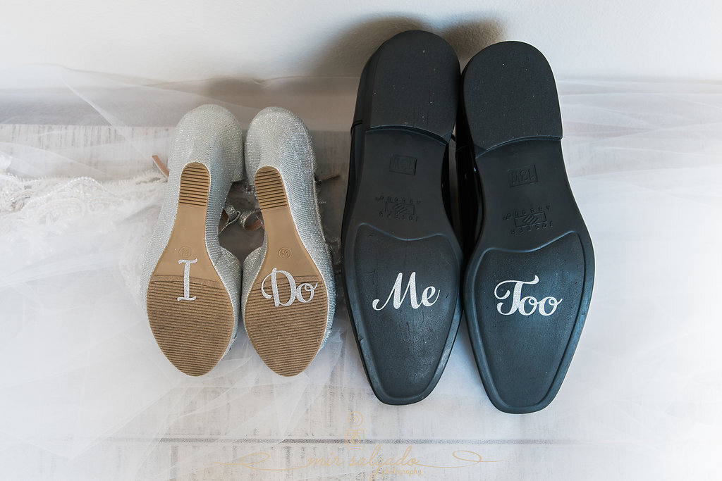 cute-wedding-shoe-ideas, wedding-shoes-with-writing, bride-and-groom-wedding-shoes-ideas