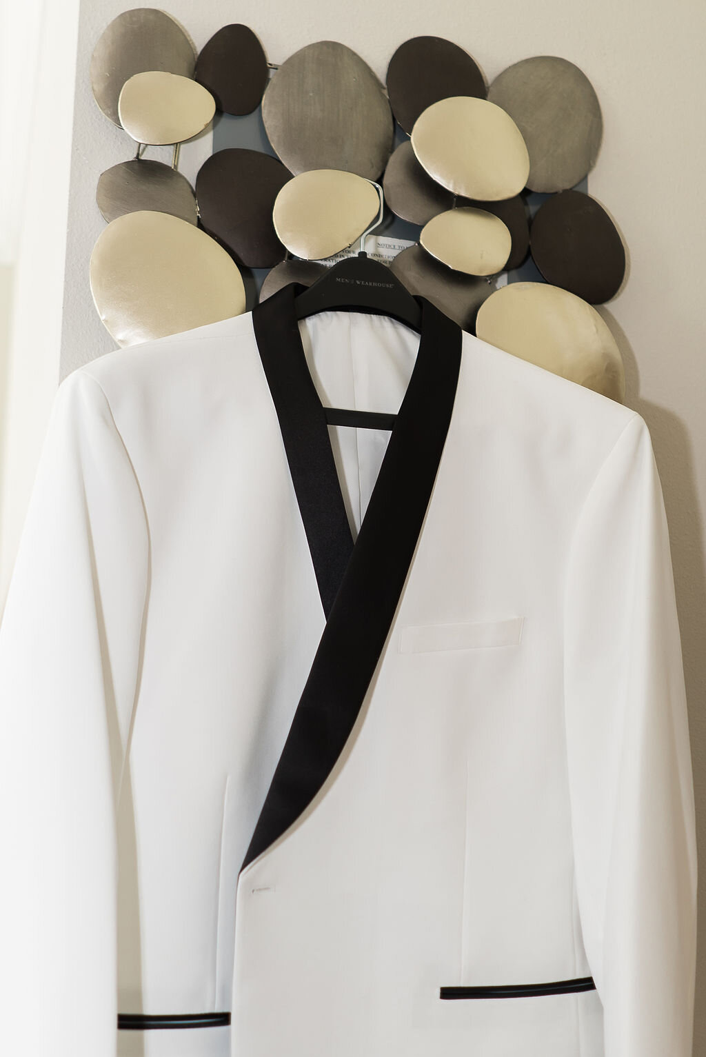 grooms-wedding-suit, wedding-suit, black-and-white-grooms-suit, wedding-suit-colors, wedding-suit-ideas