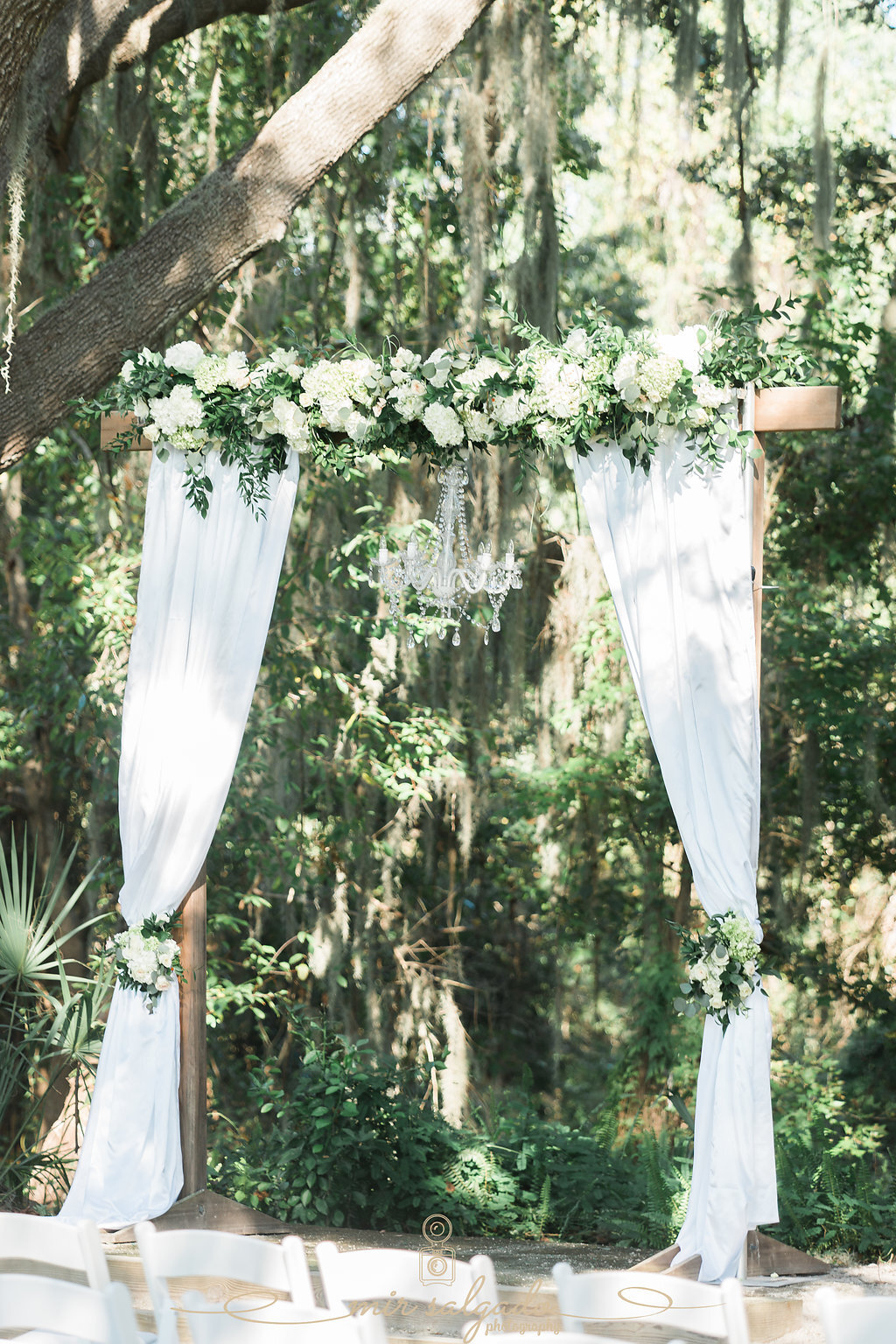 wedding-arch, wedding-altar, olive-and-white-arch, wedding-color-ideas, wedding-arch-decorations