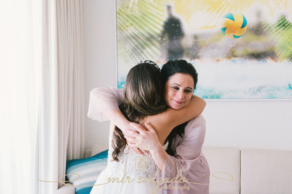 bride-photography, bride-and-sister-in-law-photography, bridal-photography, bride-special-moments-photography, bride-getting-ready