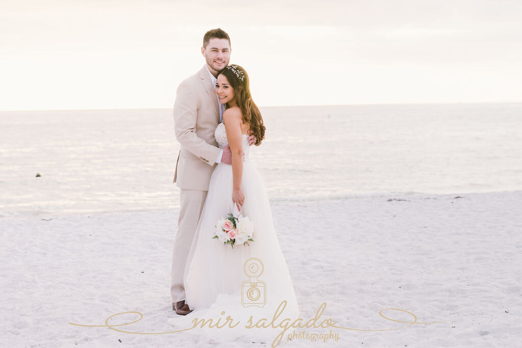 wedding-photography, bride-and-groom, beach-wedding-pictures, wedding-picture-ideas