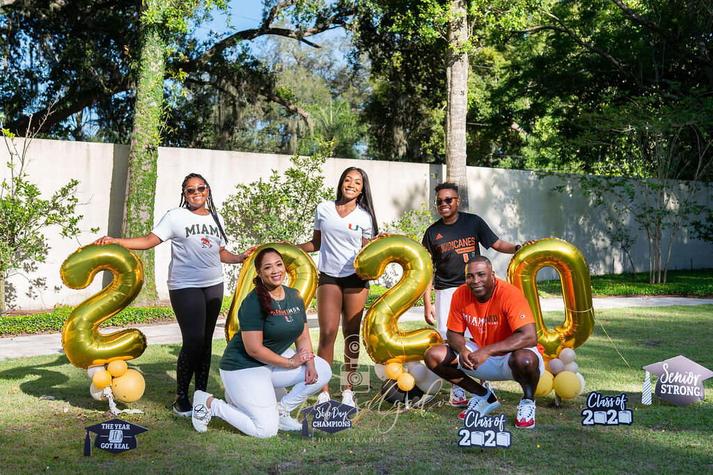 Graduation-photos, class-of-2020, Tampa-photographer