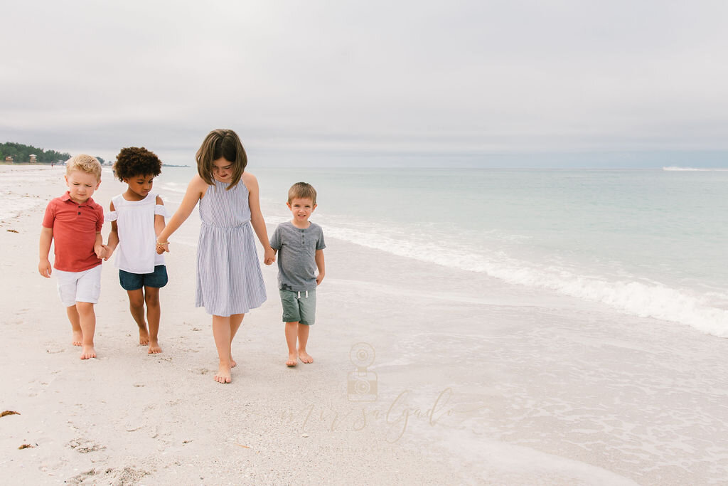 Tampa-kids-photographer, beach-family-session, Florida-beach-family